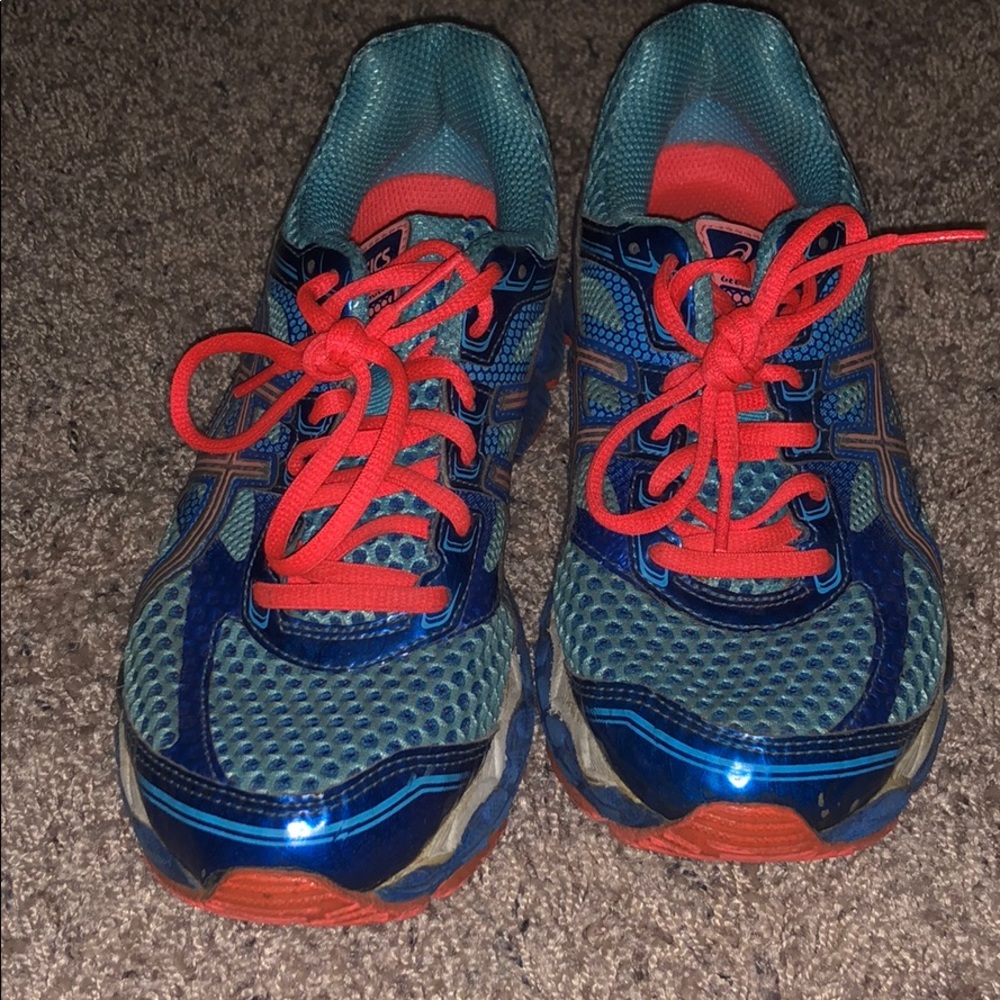 Running shoes - ASICS Gel Cumulus - Picture 2 of 3